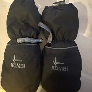 Kombi Black Kids Mittens
